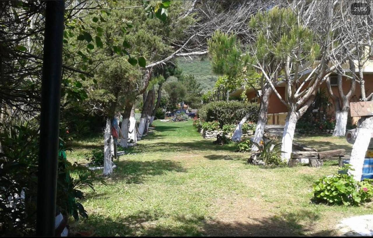 Stefanias Prasoudi Beach Ágios Matthaíos Exterior foto